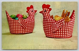 Postkarte Schachbrett-Küken gemütlich Hühnerkunst Vogel mit Obst und Brot - Bild 1 von 2