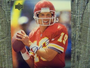 UDA Joe Montana Signed 8x10 Photo KC Chiefs w/ Hologram COA # BAB63285 - Picture 1 of 7