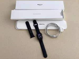 Apple watch - Series 3 in original box - Zdjęcie 1 z 5