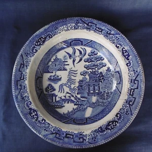 ANCIEN GRAND PLAT CREUX - DÉCOR " BLUE WILLOW " D 28,5cm - Imagen 1 de 8