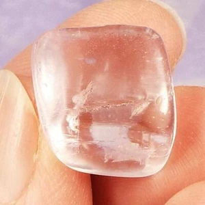 Tumblestone de kunzita rosa transparente ""Residuos emocionales claros"" 6,1 g SN36756 - Imagen 1 de 4