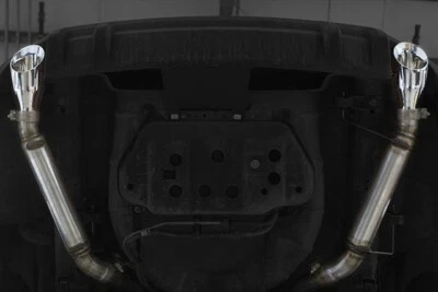 Escape trasero eje rendimiento Roush para Ford Mustang GT 2005-2010 y GT500 Foto 1 de 3