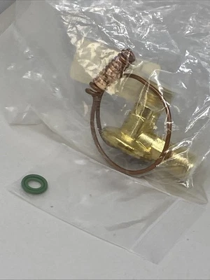 Válvula de expansão TOUGHONE 38908 A/C 94-05 Chevrolet GMC Astro Safari COM ORINGS - Imagem 1 de 4