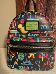 MINI MOCHILA LOUNGEFLY PARQUES NEÓN BRILLO ATRACCIÓN ICONOS EXCELENTES UBICACIONES - Imagen 1 de 4