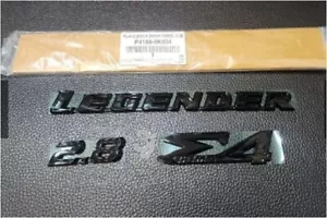 3x Original Toyota Negro LEGENDER, SIGMA 4, 2.8 emblema Fortuner logo Hilux Revo - Imagen 1 de 12