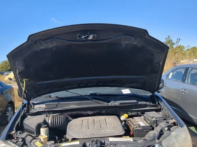 2011-2020 道奇 Grand Caravan Hood Oem T4ZO2 — 第 1/4 张图片