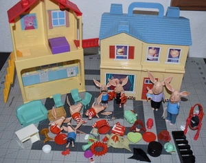 Olivia Pig Dollhouse 2 in 1 Transforms 2010 8 Pigs Furniture Clothes Accessories - Picture 1 of 24