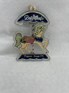 Dollywood Pigeon Forge Dolly Parton Carousel Horse Keychain Enamel Glitter - Picture 1 of 3