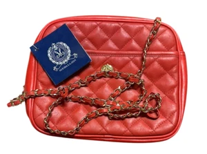 Neu mit Etikett rot Medaillon Handtasche Leder gesteppt goldfarben Kettenglieder Crossbody klassisch - Bild 1 von 14