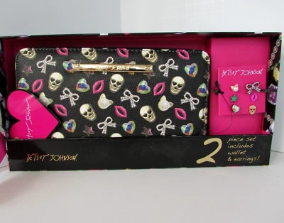 Conjunto de billetera y pendientes Betsey Johnson calaveras en caja nuevo con etiquetas Foto 1 de 4