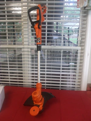 Black & Decker GH900 120V 6.5 Amp 14 in. Trimmer/Edger (PARTS ONLY) - Image 1 of 4