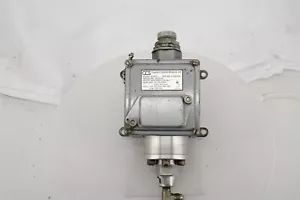 CCS 604G11 Dual-Snap Pressure Switch | 20–150 PSI | SPDT | NEMA 4 - Picture 1 of 10