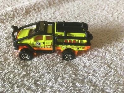 Vehículo Matchbox MB936 Ford F-350 Super Duty Foto 1 de 4