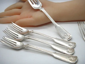 (1) Tiffany and Co. 6.75in Shell and Thread Salad Fork #M262 - Picture 1 of 5