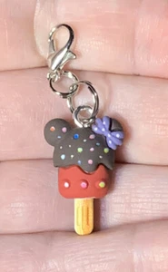 Tirón y llavero con cremallera para helado Minnie Mouse ¡Clip adicional!¡! - Imagen 1 de 4