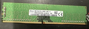 SK Hynix 8GB Stick 1Rx8 PC4-2400T DDR4 PC4-19200 Desktop RAM (HMA81GU6AFR8N-UH) - Picture 1 of 3