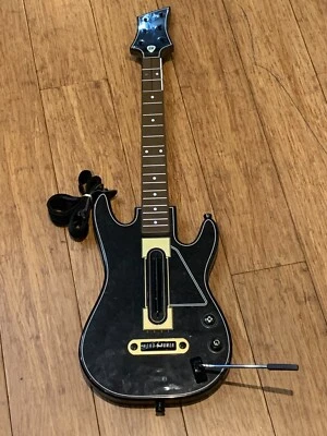 GUITAR HERO LIVE GUITAR HERO WIRELESS GUITAR IN BLACK NO DONGLE - Image 1 of 4