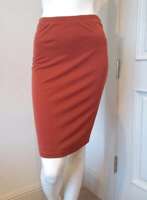 Falda lápiz Love 21 marrón talla S Foto 1 de 4