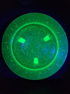 Vintage Uranium Glass Green Three Footed Floral Etched Bowl 11" Diameter 3" Tall - Picture 1 of 6