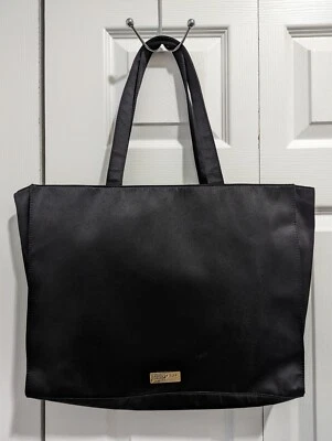 Carolina Herrera New York Good Girl Negro Satinado Bolso de Hombro Cartera Laptop  Foto 1 de 4