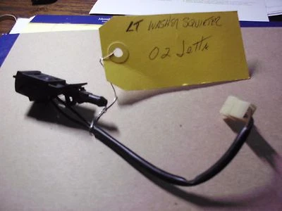 02 03 04 05 Volkswagen Jetta Golf GTI Capó Squirter CALEFACTABLE LADO IZQUIERDO DEL CONDUCTOR B87 Foto 1 de 2