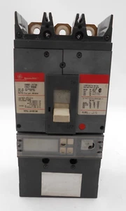 GE SGLB36BD0600 3P 600 A 600V INTERRUTTORE CIRCUITO CON 300 A SPINA DI VALUTAZIONE RICOGNIZIONE - Foto 1 di 8