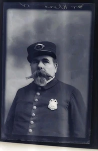 Vtg  Policeman Officer Badge Photograph Milwaukee Glass Plate Negative 5x7 Named - Picture 1 of 3