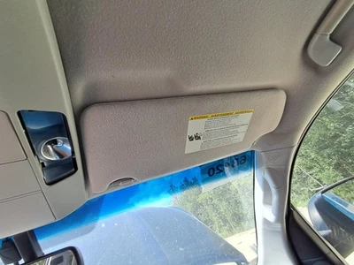 Used Right Sun Visor fits: 2010 Toyota Tundra w/o illumination R. SR5 Right Grad Foto 1 de 4