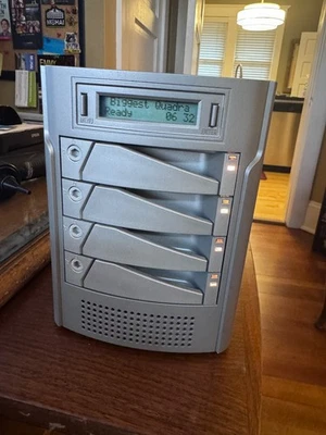 Lacie Biggest Quadra 3TB 301250u - Image 1 of 4