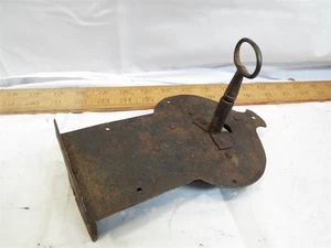 Primitive PA German Moravian Blacksmith Hand Forged Iron Door Lock &Key Medieval - Picture 1 of 6