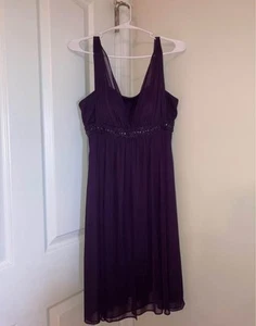 Jessica Howard Cocktail Dress Size 8P Purple Embellished Sheer Overlay - Picture 1 of 4