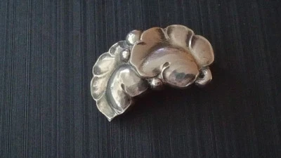 Brinco Georg Jensen prata esterlina clipe único nº 50 A. - Imagem 1 de 4