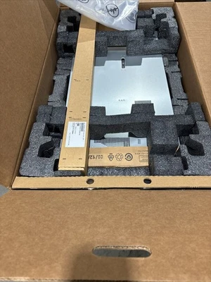 Nuevo - Caja Abierta HPe P28948-B21 DL360 G10 Plus 8x2.5" CTO 1xRailkit 2x 800W Potencia Foto 1 de 2