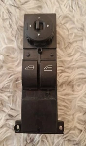 FORD FOCUS/C-MAX Front Driver Side BUTTON - Picture 1 of 7