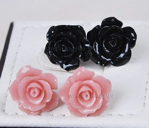 2 pares de pendientes de flores talladas a mano de coral rosa/negro de 15 mm grado AAA - Imagen 1 de 4