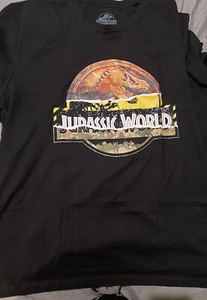 JURASSIC PARK T-SHIRT DINOSAUR LOGO MENS XLARGE New - Picture 1 of 2