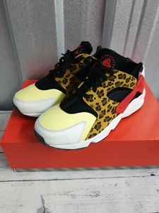 Nike Air Huarache SNKRS DAY Herren UK 8,5 EUR 43 (DM9092 700) - Bild 1 von 12