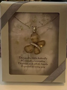 Butterfly Necklace Vtg Green Glass Silver Tone Ball Chain 16" Jewelry - Picture 1 of 9