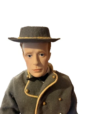 Muñeca de porcelana Franklin Mint Heirloom Lo que el viento se llevó Ashley Wilkes Foto 1 de 4