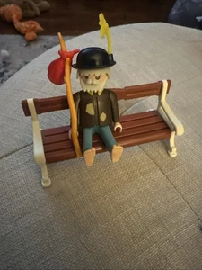 Playmobil Victorian Hobo, Park Bench 5504 - Picture 1 of 2