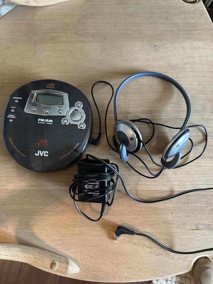 JVC XL-PG37BK Portable CD Player Discman - Image 1 of 1