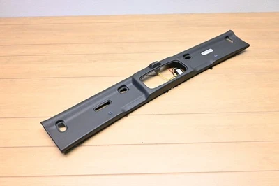 18-24 奥迪 A5 S5 B9 可调式屋顶圆顶灯盖面板装饰黑色原始设备制造商 — 第 1/4 张图片