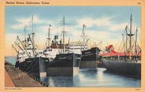 VINTAGE GALVESTON TX TEXAS SHIPS HARBOR SCENE LINEN POSTCARD 071823 S - Imagen 1 de 2