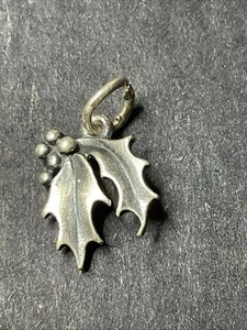James Avery Retired Sterling Silver 3d Mistletoe Charm - Picture 1 of 5