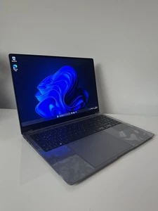 Samsung Galaxy Book Pro 4 16" OLED 120Hz | i7 | 16GB Ram | 512GB SSD | WIN 11 - Afbeelding 1 van 11