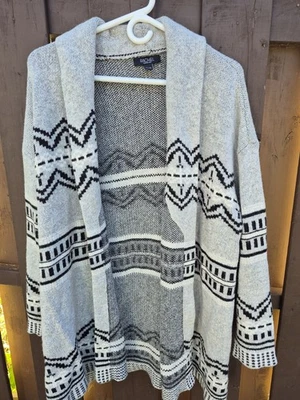 Cárdigan Largo RACHEL ROY Suéter Chaqueta Abrigo Gris Negro Azteca Abierto Talla XL USADO EN EXCELENTE ESTADO Foto 1 de 4
