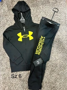 Neu Grundschule Jungen 2-teiliges Under Armour schwarzes Set Größe 6 - Bild 1 von 6