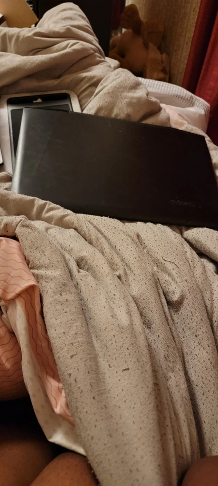 Lenovo Y700-15ACZ 80NY 15.6" 1TB 16GB AMD Quadcore FX-8800P 2.1GHz AMD Radeon R7 - Image 1 of 4