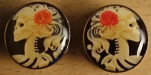 Ear Plug Kameée Skull <<neu>> - Bild 1 von 2