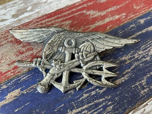 SEHR SELTENES VIETNAMKRIEG 1970ER U.S NAVY SEAL ANGEWORBENES DREIZACKABZEICHEN SILBER KREW - Bild 1 von 6
